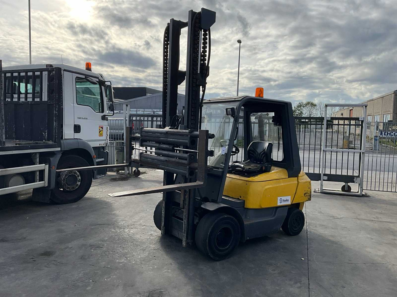 2007 OM XD30 FORKLIFT - Motviktstruck: bild 2 2007 OM XD30 FORKLIFT - Motviktstruck: bild 2