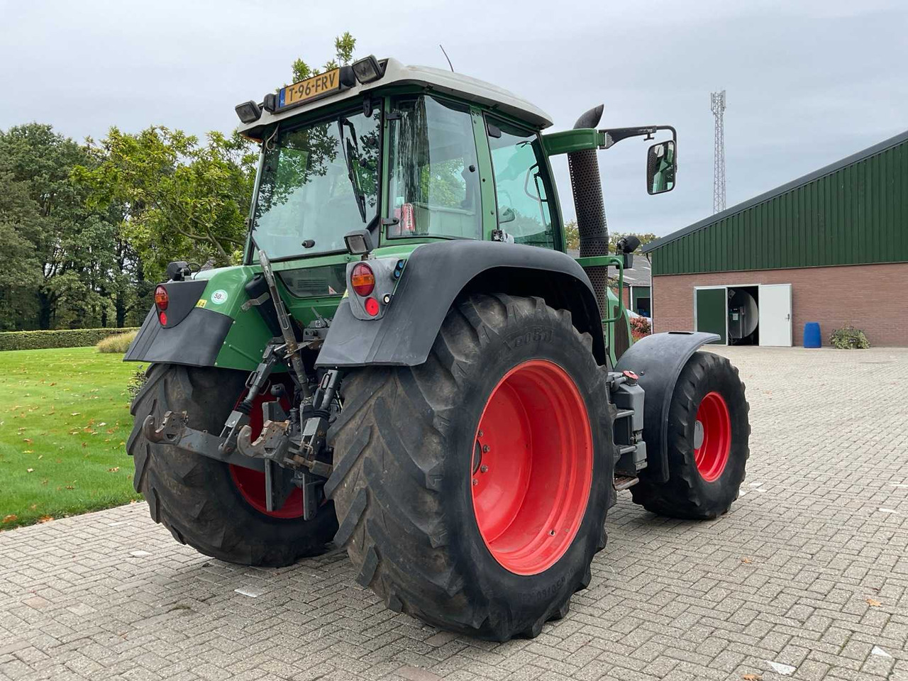 2008 FENDT 412 VARIO TMS ALL-WHEEL DRIVE AGRICULTURAL TRACTOR - Traktor: bild 5 2008 FENDT 412 VARIO TMS ALL-WHEEL DRIVE AGRICULTURAL TRACTOR - Traktor: bild 5