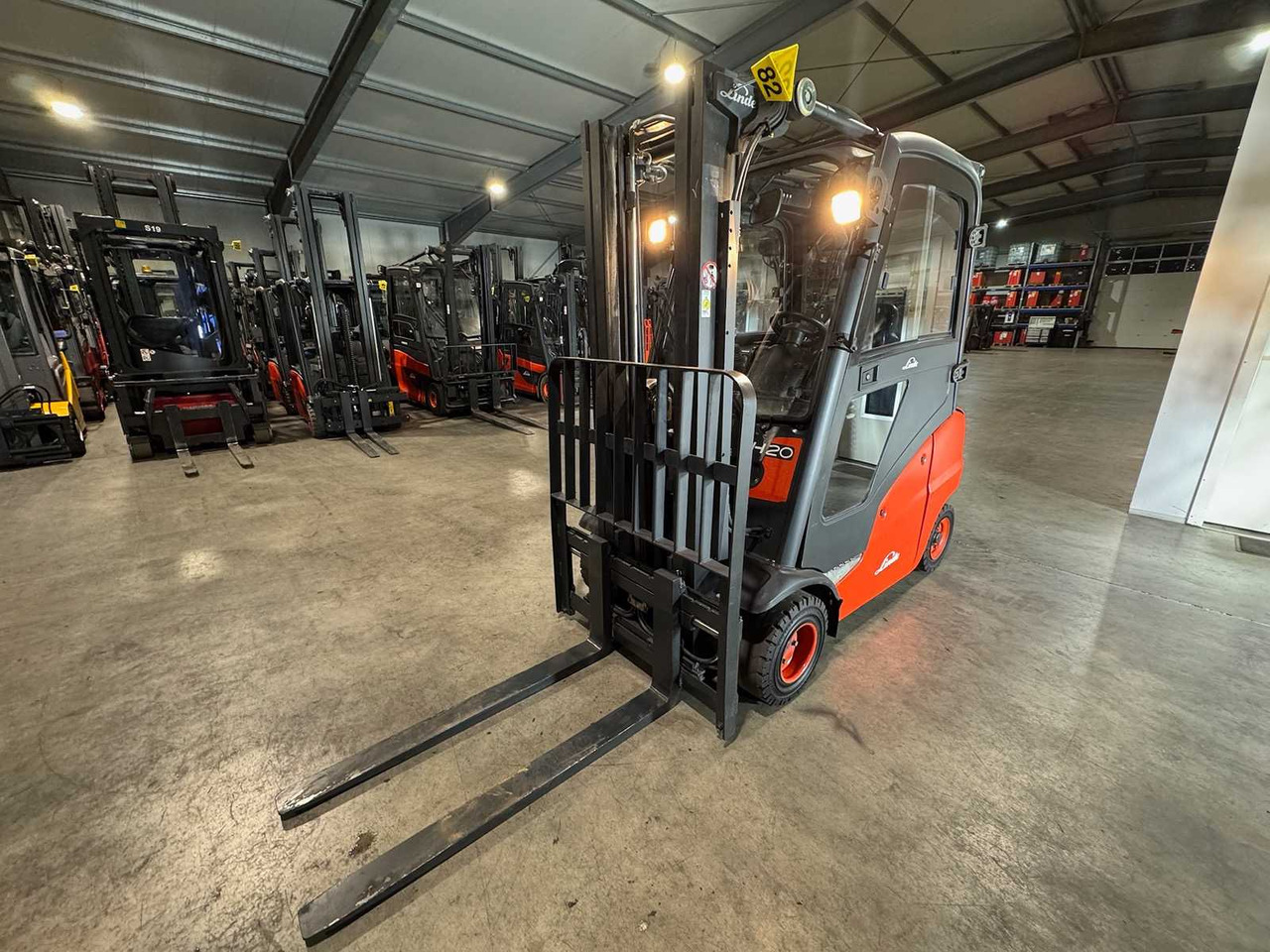 2008 SERVICE + UVV 10/2026 LINDE H20T 2,000KG TRIPLEX GAS FORKLIFT FORKLIFT 11,735 HOURS - Motviktstruck: bild 4 2008 SERVICE + UVV 10/2026 LINDE H20T 2,000KG TRIPLEX GAS FORKLIFT FORKLIFT 11,735 HOURS - Motviktstruck: bild 4