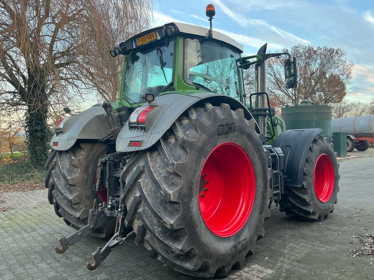 2010 FENDT 930 VARIO ALL-WHEEL DRIVE FARM TRACTOR - Traktor: bild 5 2010 FENDT 930 VARIO ALL-WHEEL DRIVE FARM TRACTOR - Traktor: bild 5