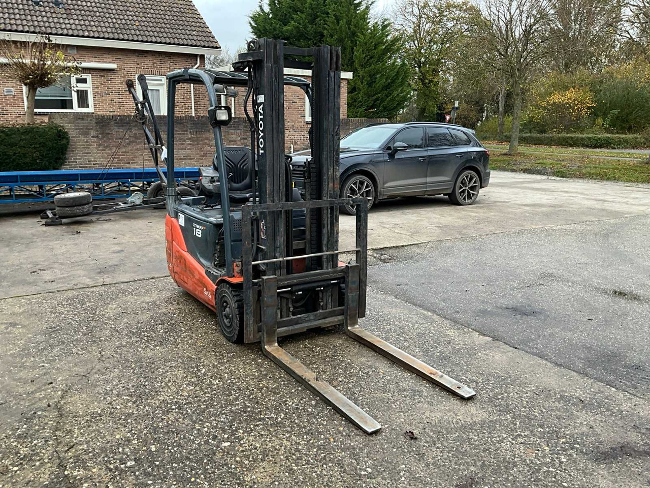 2010 TOYOTA 8FBET18 FORKLIFT - Motviktstruck: bild 2 2010 TOYOTA 8FBET18 FORKLIFT - Motviktstruck: bild 2