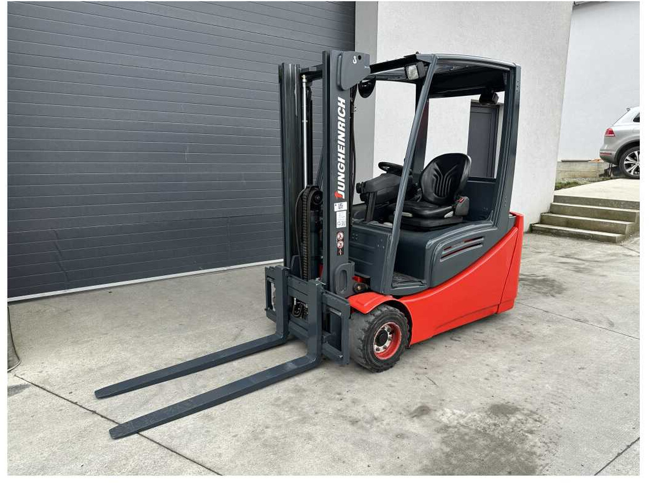 2012 JUNGHEINRICH EFG 220 FORKLIFT TRUCKS - Motviktstruck: bild 1 2012 JUNGHEINRICH EFG 220 FORKLIFT TRUCKS - Motviktstruck: bild 1