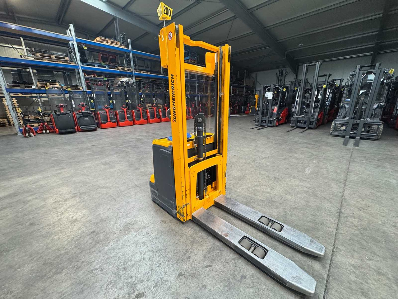 2013 JUNGHEINRICH EJC220 2,000KG STACKER PALLET TRUCK ANT FREE LIFT - Motviktstruck: bild 1 2013 JUNGHEINRICH EJC220 2,000KG STACKER PALLET TRUCK ANT FREE LIFT - Motviktstruck: bild 1