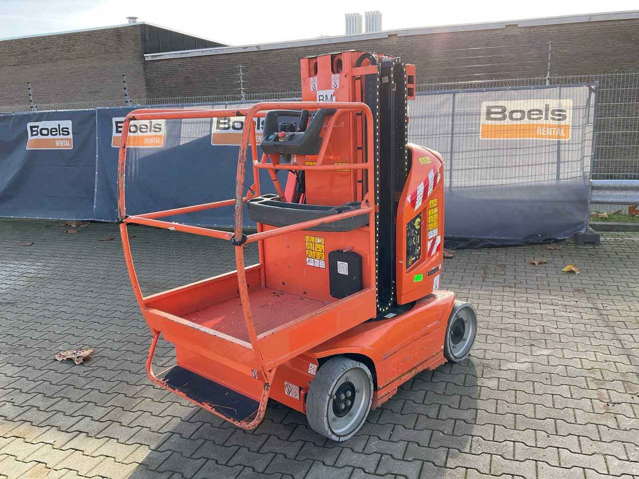 2014 JLG TOUCAN 8E PASSENGER LIFT - Lift: bild 2 2014 JLG TOUCAN 8E PASSENGER LIFT - Lift: bild 2