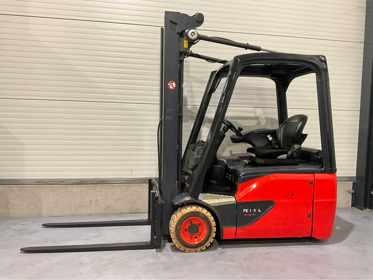 2015 LINDE E16-02 1600KG 3915HOUR FORKLIFT - Motviktstruck: bild 2 2015 LINDE E16-02 1600KG 3915HOUR FORKLIFT - Motviktstruck: bild 2