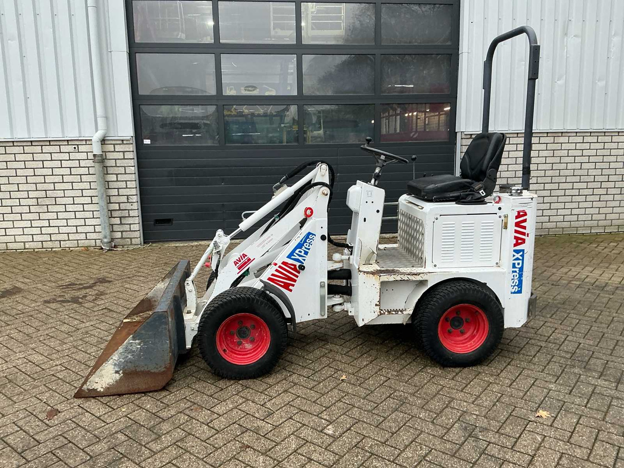 2017 100 KNIKMOPS - Hjullastare: bild 2 2017 100 KNIKMOPS - Hjullastare: bild 2