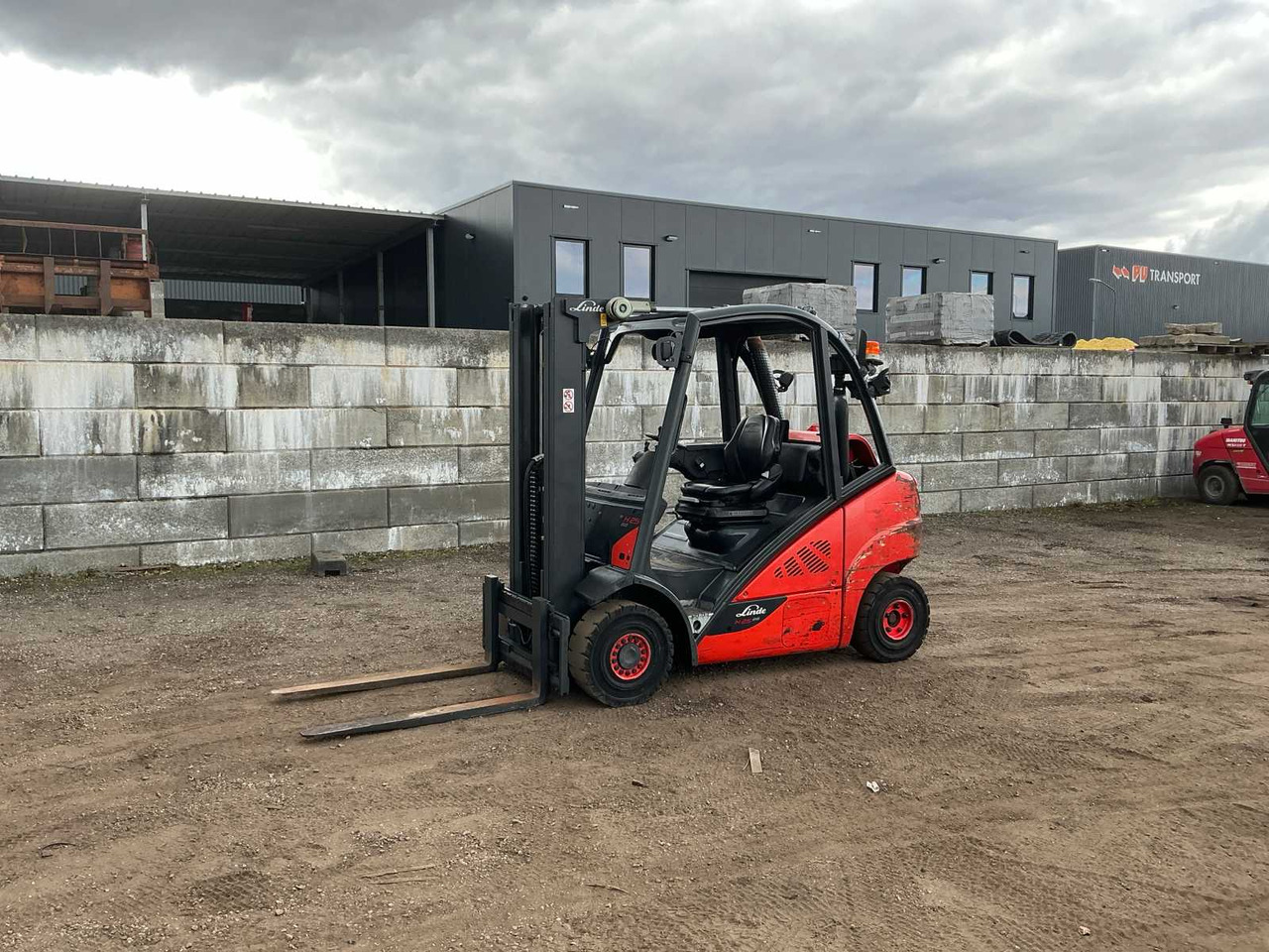 2018 LINDE H25 FORKLIFT - Motviktstruck: bild 1 2018 LINDE H25 FORKLIFT - Motviktstruck: bild 1