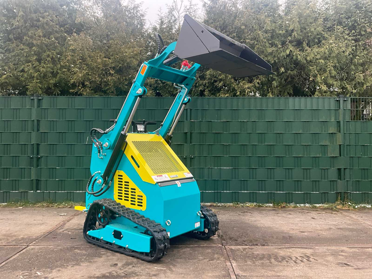 2025 - HH - LY-350 - SKID STEER LOADER - Kompakt bandlastare: bild 4 2025 - HH - LY-350 - SKID STEER LOADER - Kompakt bandlastare: bild 4