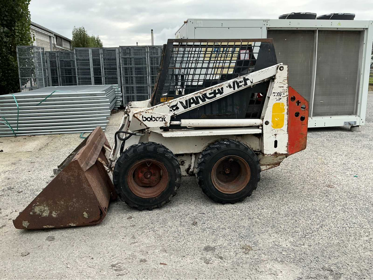 BOBCAT 310 SKID STEER LOADER - Kompakt bandlastare: bild 2 BOBCAT 310 SKID STEER LOADER - Kompakt bandlastare: bild 2