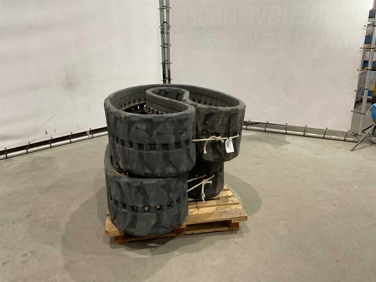 Bridgestone  - Däck och fälgar för Traktor: bild 2 Bridgestone  - Däck och fälgar för Traktor: bild 2