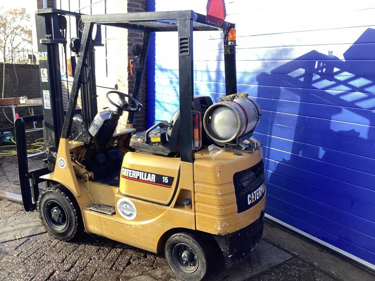 CATERPILLAR GP15 FORKLIFT - Motviktstruck: bild 3 CATERPILLAR GP15 FORKLIFT - Motviktstruck: bild 3