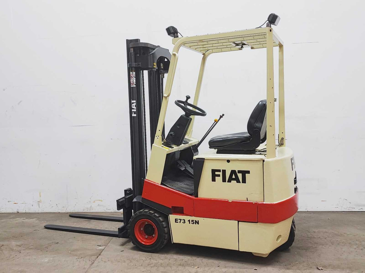 FIAT - E73 15N - FORKLIFT - 1995 - Motviktstruck: bild 1 FIAT - E73 15N - FORKLIFT - 1995 - Motviktstruck: bild 1