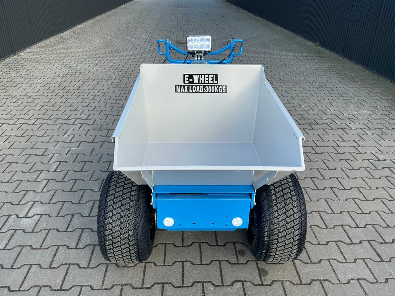 Minitippbil FIELD D300ENP ELECTRIC ARTICULATED DUMPER: bild 16