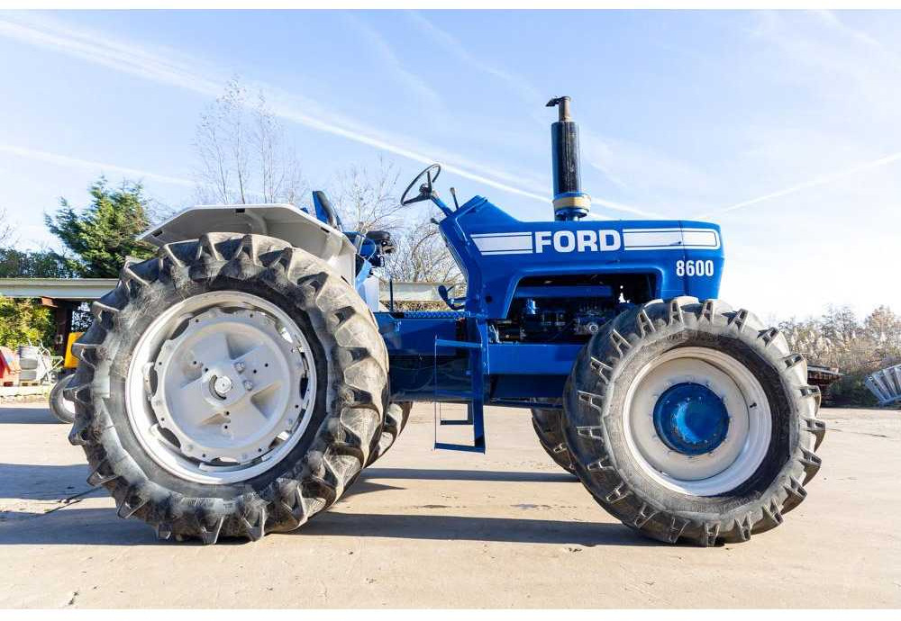 FORD - 8600 - 4-WHEEL DRIVE TRACTOR - 1972 - Traktor: bild 5 FORD - 8600 - 4-WHEEL DRIVE TRACTOR - 1972 - Traktor: bild 5