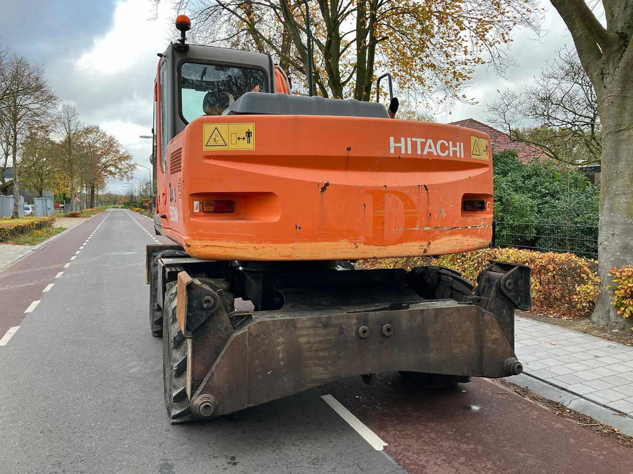 HITACHI - 2008 - ZX130W - WHEELED EXCAVATOR - Grävmaskin på däck: bild 4 HITACHI - 2008 - ZX130W - WHEELED EXCAVATOR - Grävmaskin på däck: bild 4
