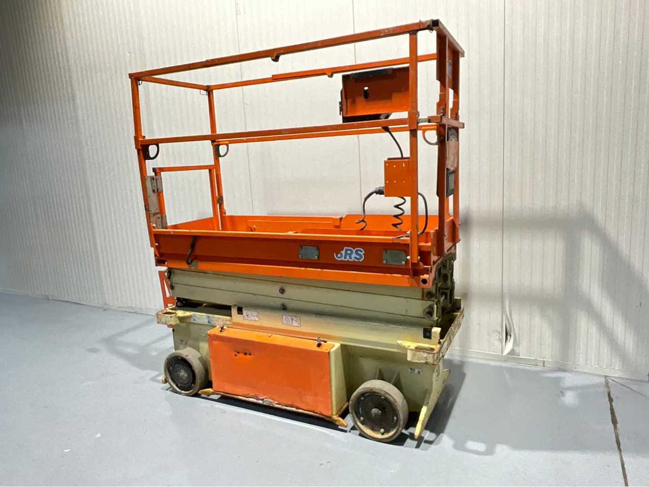 JLG -6RS - AERIAL PLATFORM, WORKING HEIGHT 7.8M, EXTENDABLE TO 2.55M, 199 HOURS. YEAR 2015 - Lift: bild 3 JLG -6RS - AERIAL PLATFORM, WORKING HEIGHT 7.8M, EXTENDABLE TO 2.55M, 199 HOURS. YEAR 2015 - Lift: bild 3