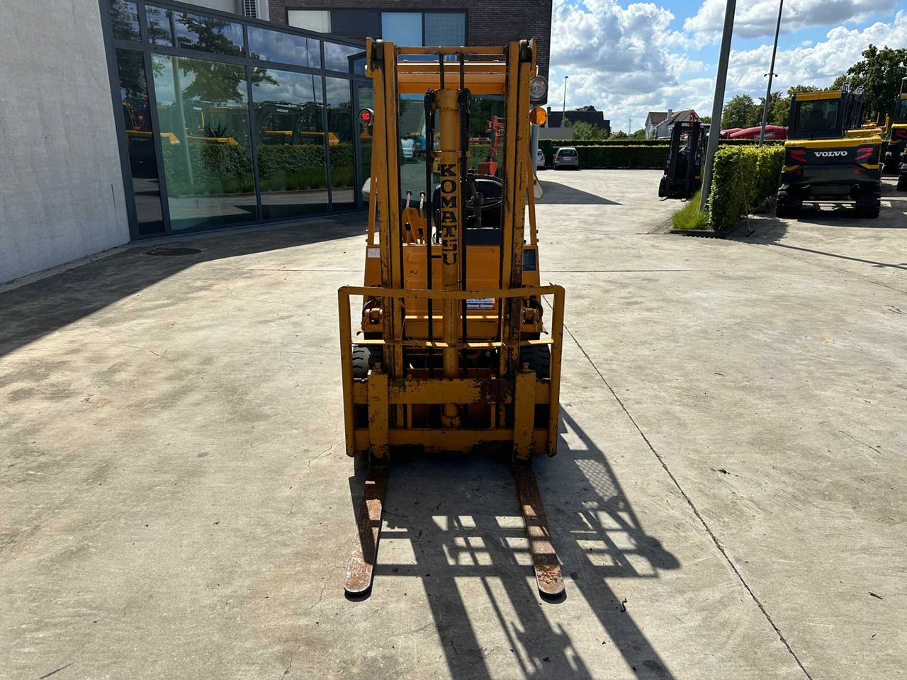 KOMATSU - 1984 - FG15-12 - FORKLIFT TRUCK - Motviktstruck: bild 2 KOMATSU - 1984 - FG15-12 - FORKLIFT TRUCK - Motviktstruck: bild 2