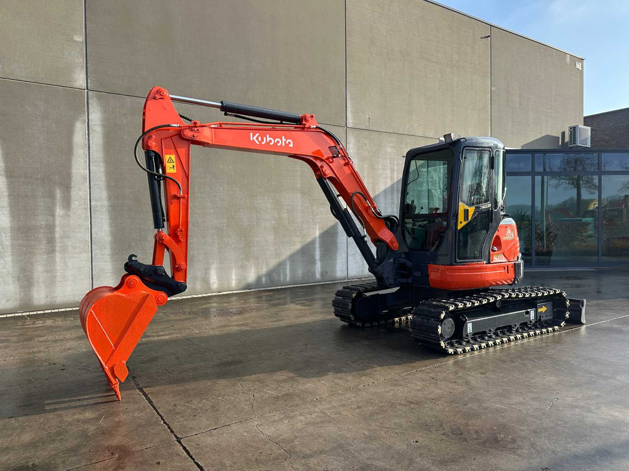 KUBOTA - 2013 - KX155-3SZ - MIDI EXCAVATOR - Grävmaskin: bild 1 KUBOTA - 2013 - KX155-3SZ - MIDI EXCAVATOR - Grävmaskin: bild 1