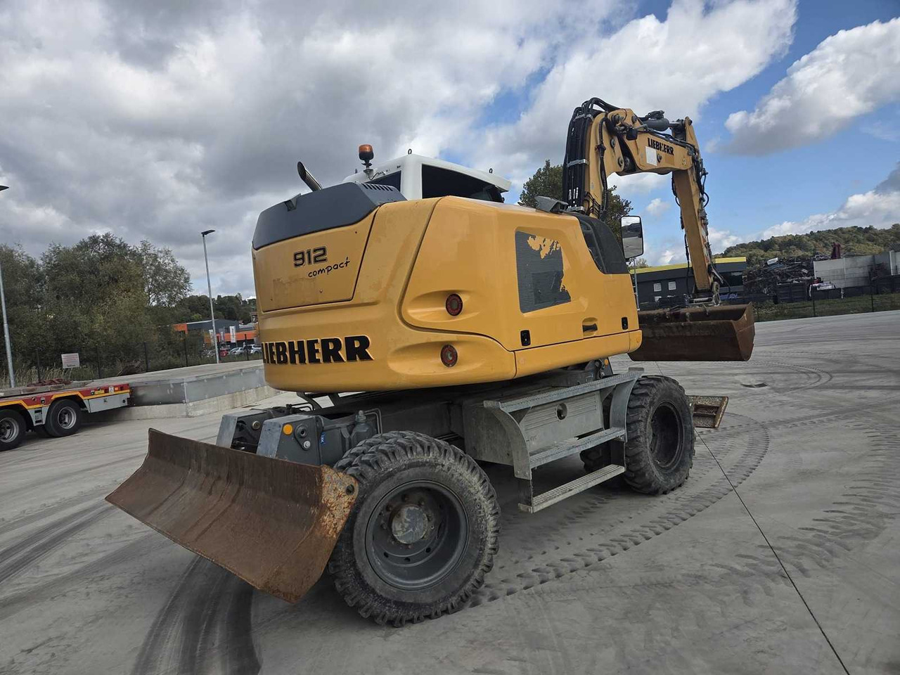 LIEBHERR - 912 COMPACT LITRONIC - WHEELED EXCAVATOR - 2017 - Grävmaskin på däck: bild 5 LIEBHERR - 912 COMPACT LITRONIC - WHEELED EXCAVATOR - 2017 - Grävmaskin på däck: bild 5