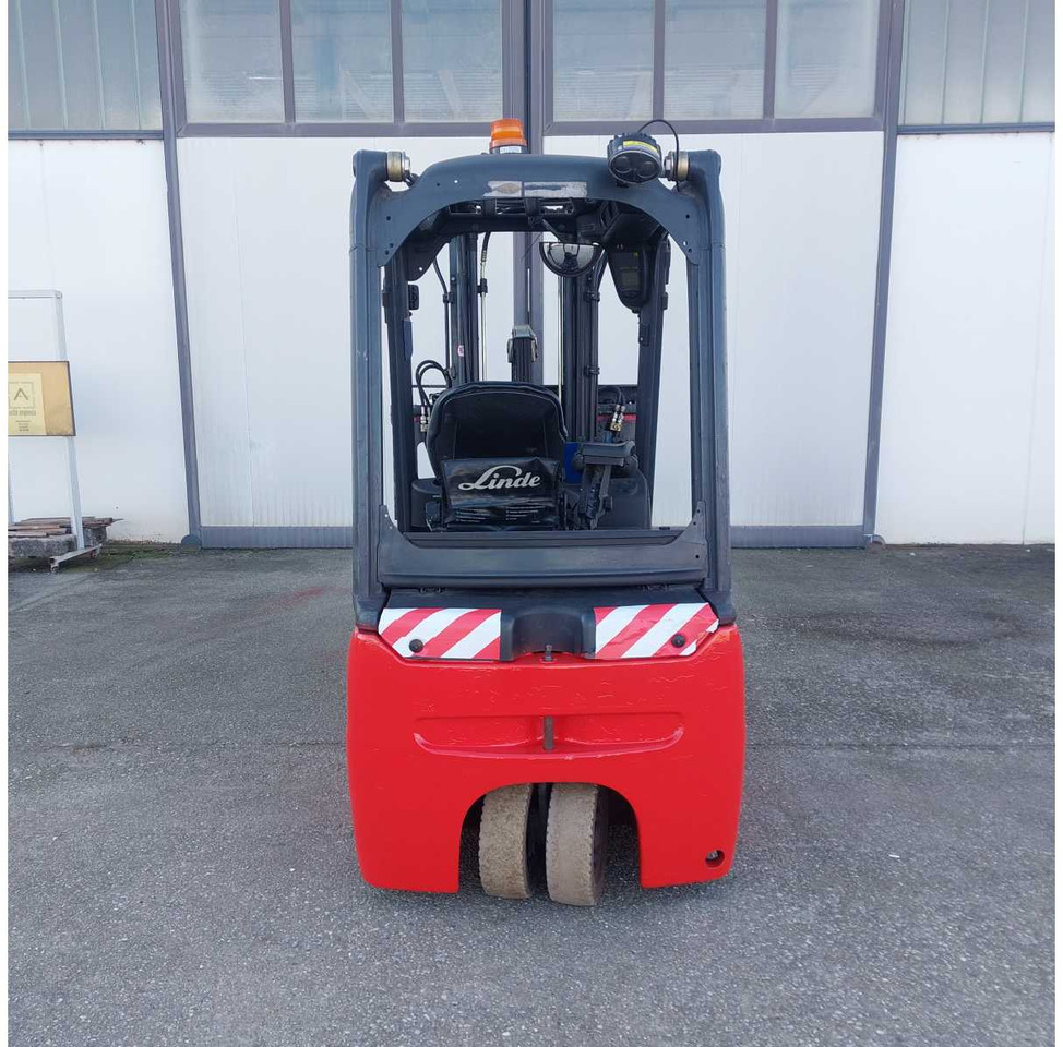 LINDE - 16L-01 - FORKLIFT 16Q - 2011 - Motviktstruck: bild 2 LINDE - 16L-01 - FORKLIFT 16Q - 2011 - Motviktstruck: bild 2