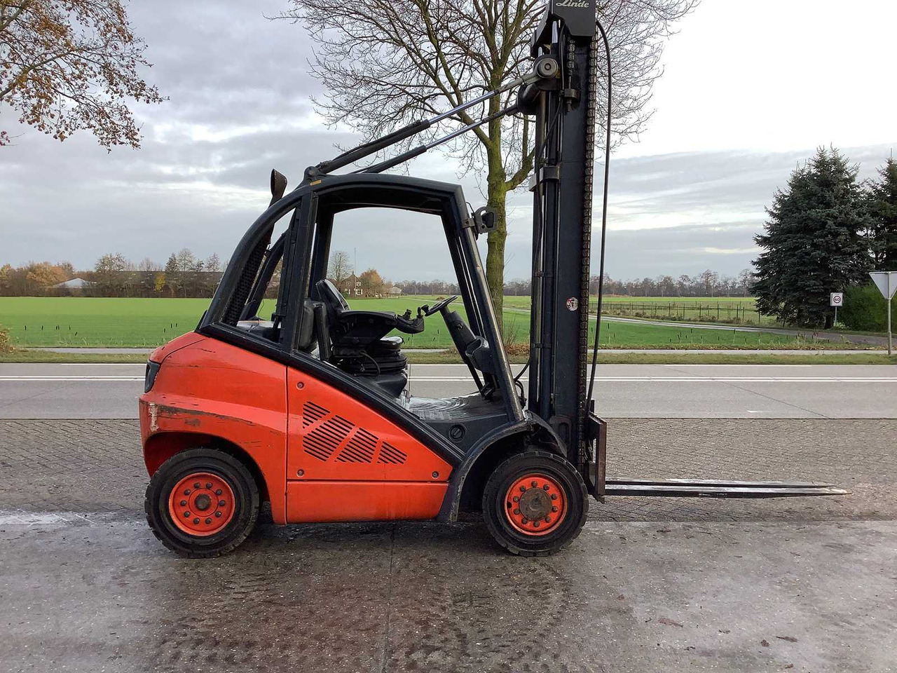 LINDE - 2008 - H40-D - FORKLIFT TRUCK - Motviktstruck: bild 1 LINDE - 2008 - H40-D - FORKLIFT TRUCK - Motviktstruck: bild 1