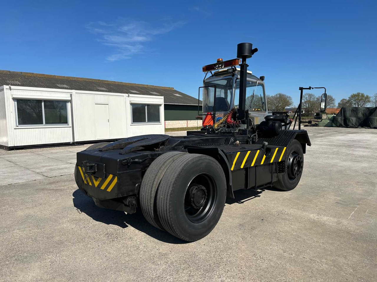 1993 DAF TERMINAL TRACTOR - Lastbil: bild 2 1993 DAF TERMINAL TRACTOR - Lastbil: bild 2