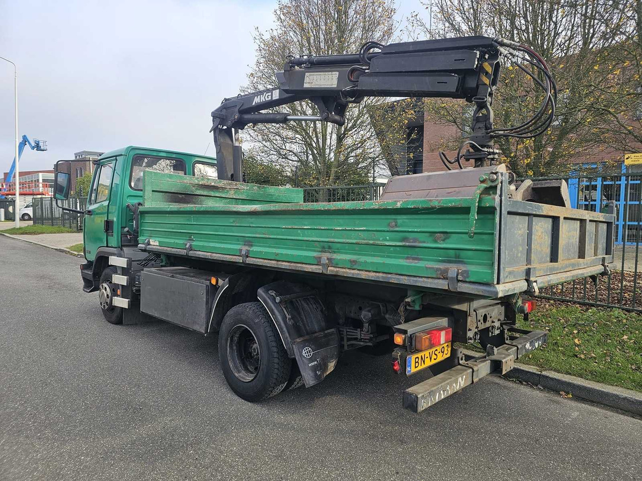 DAF - AE45/150 TI - MET MKG LOADER CRANE WITH ROTARY SQUEEZER AND TIPPER - FIRST OWNER - 131699KM - MOT 8-2026 - Lastbil: bild 4 DAF - AE45/150 TI - MET MKG LOADER CRANE WITH ROTARY SQUEEZER AND TIPPER - FIRST OWNER - 131699KM - MOT 8-2026 - Lastbil: bild 4