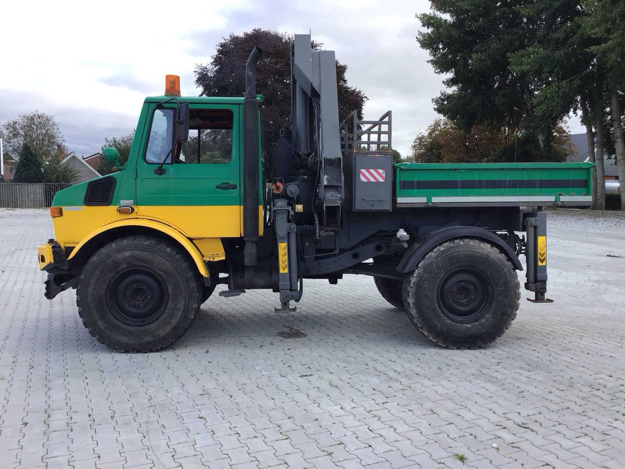 MERCEDES-BENZ - UNIMOG U 1300 L - FOREST TRUCK - Lastbil: bild 2 MERCEDES-BENZ - UNIMOG U 1300 L - FOREST TRUCK - Lastbil: bild 2