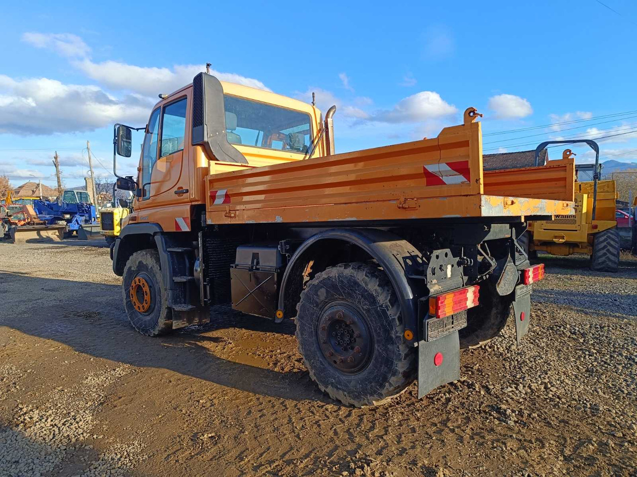 UNIMOG - U 400 - TRUCK - 2001 - Lastbil: bild 2 UNIMOG - U 400 - TRUCK - 2001 - Lastbil: bild 2