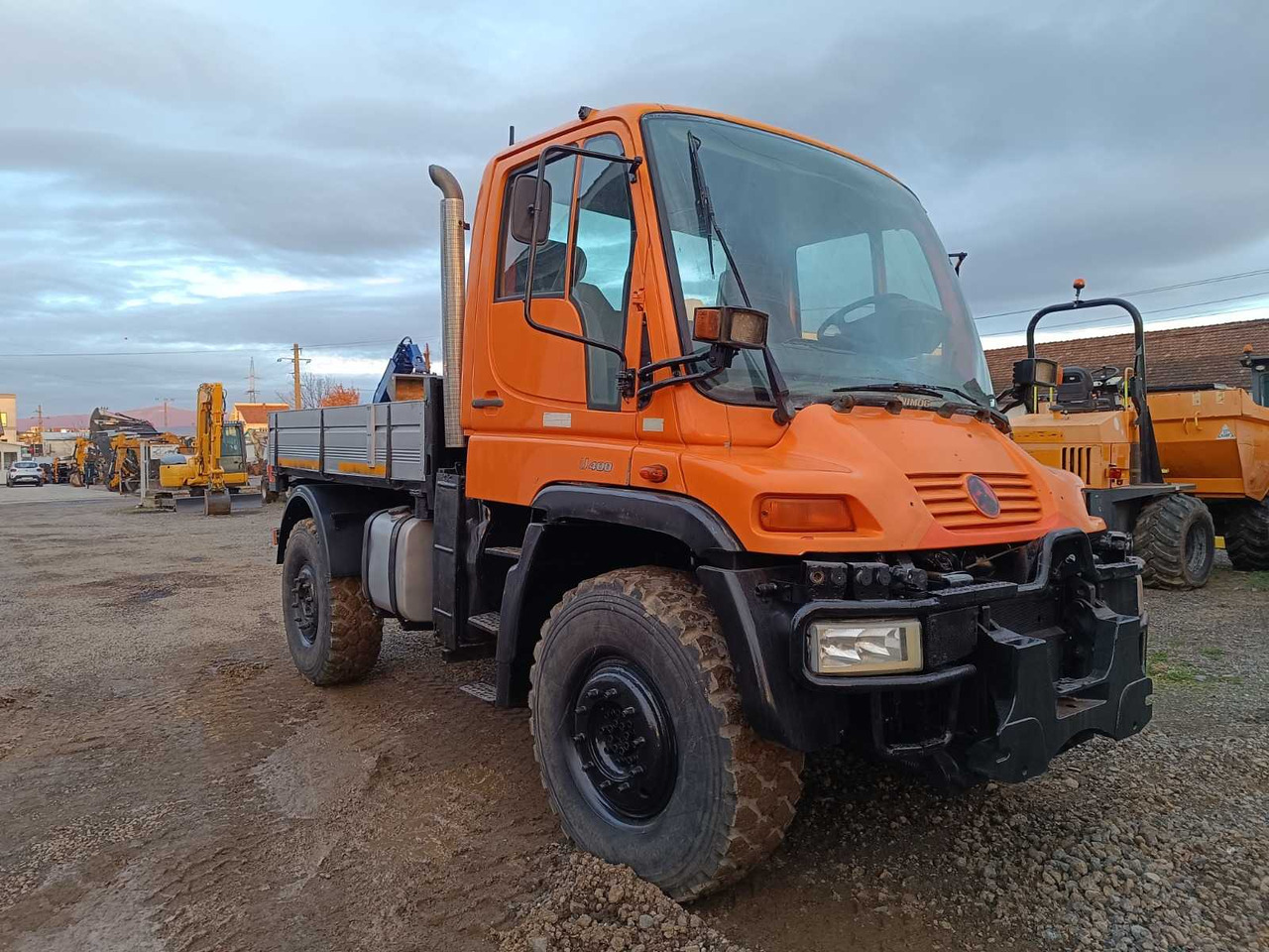 UNIMOG - U 400 - TRUCK - 2001 - Lastbil: bild 4 UNIMOG - U 400 - TRUCK - 2001 - Lastbil: bild 4