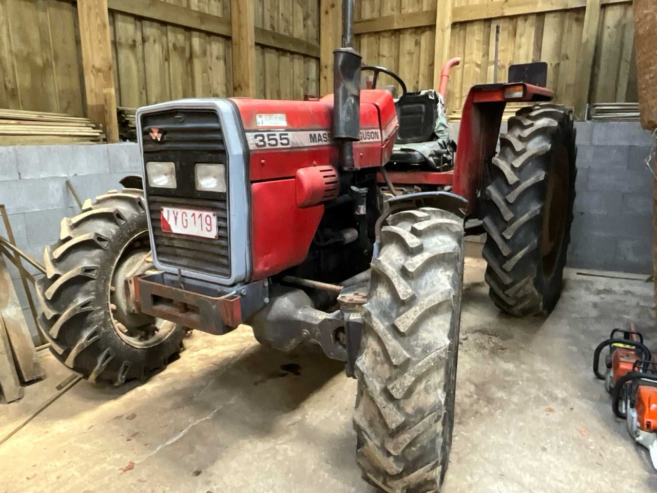Massey-Ferguson 1986 MASSEY-FERGUSON 355 4WD AGRICULTURAL TRACTOR - Traktor: bild 1 Massey-Ferguson 1986 MASSEY-FERGUSON 355 4WD AGRICULTURAL TRACTOR - Traktor: bild 1
