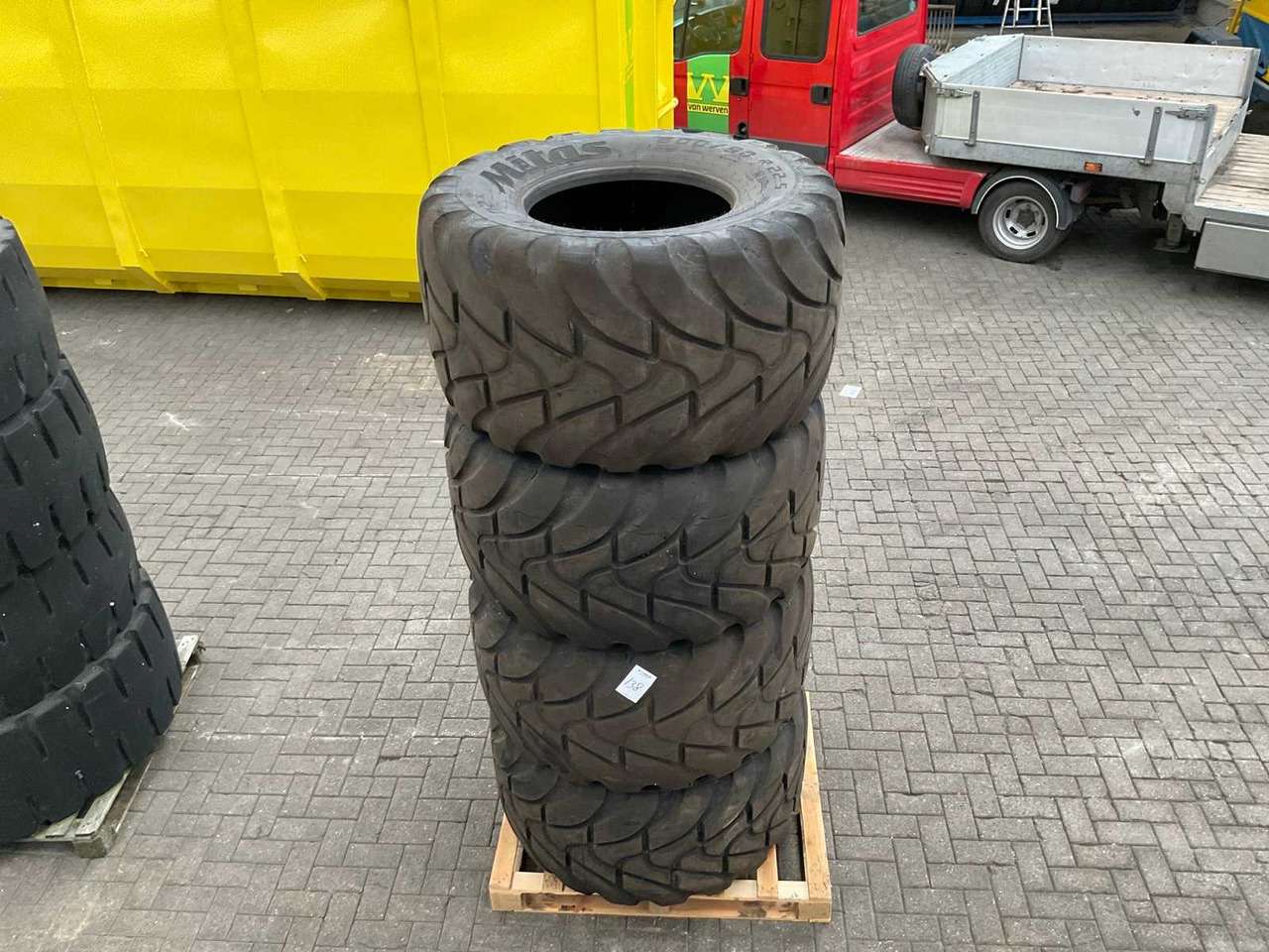 Mitas Agriterra 02 - Däck och fälgar för Traktor: bild 1 Mitas Agriterra 02 - Däck och fälgar för Traktor: bild 1