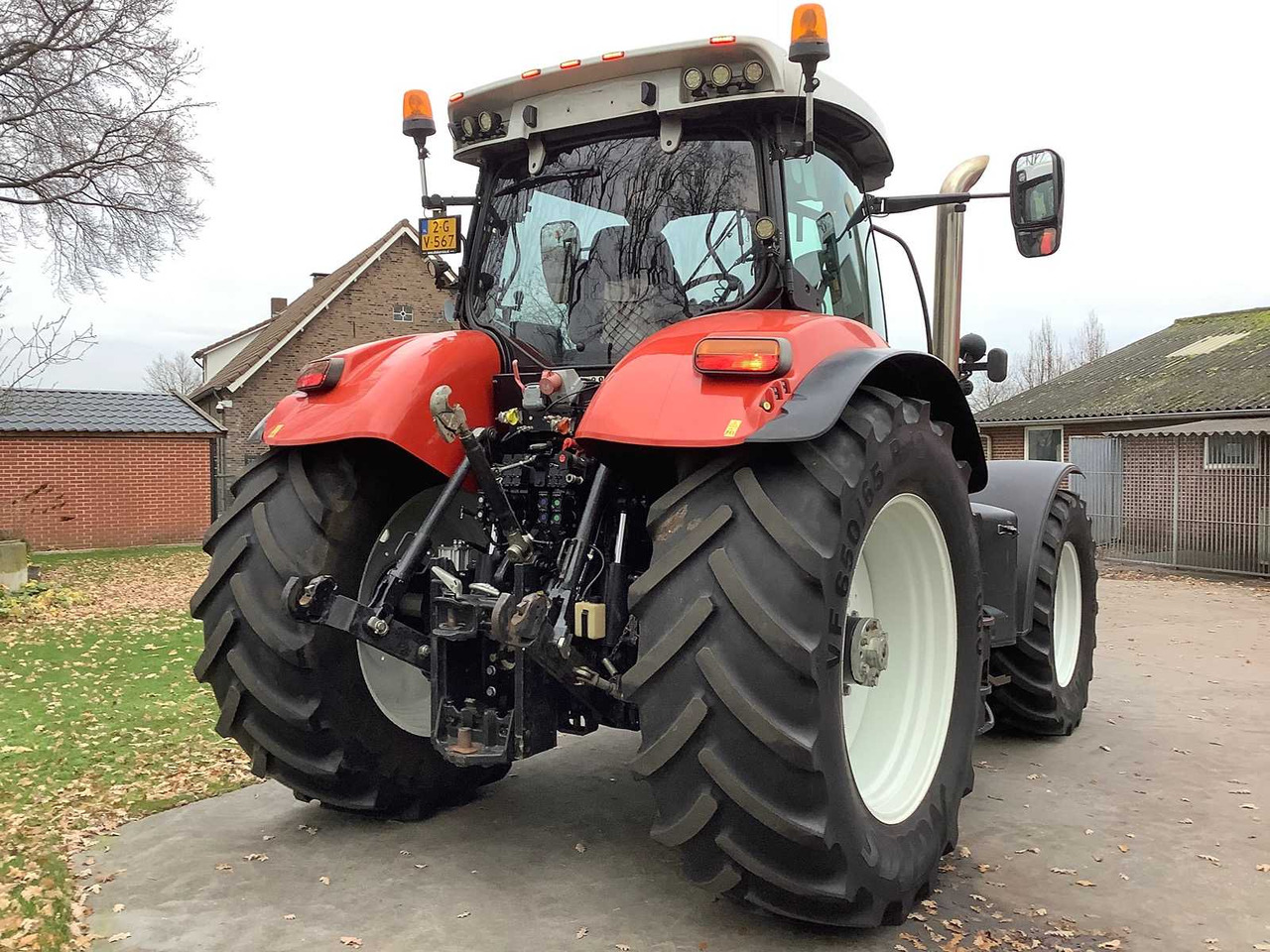 STEYR - 2016 - CVT 6240 - ALL-WHEEL DRIVE FARM TRACTOR - Traktor: bild 4 STEYR - 2016 - CVT 6240 - ALL-WHEEL DRIVE FARM TRACTOR - Traktor: bild 4