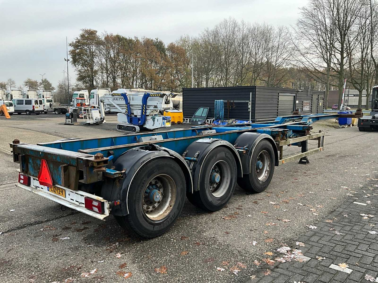 2001 HRD NT CON CONTAINER CHASSIS LJZ-12-X - Semitrailer: bild 5 2001 HRD NT CON CONTAINER CHASSIS LJZ-12-X - Semitrailer: bild 5