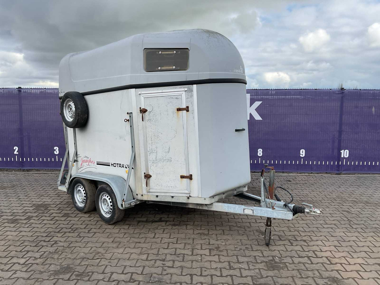 2005 - HOTRARIJS - VT-2000S - HORSE TRAILER - Släp: bild 2 2005 - HOTRARIJS - VT-2000S - HORSE TRAILER - Släp: bild 2
