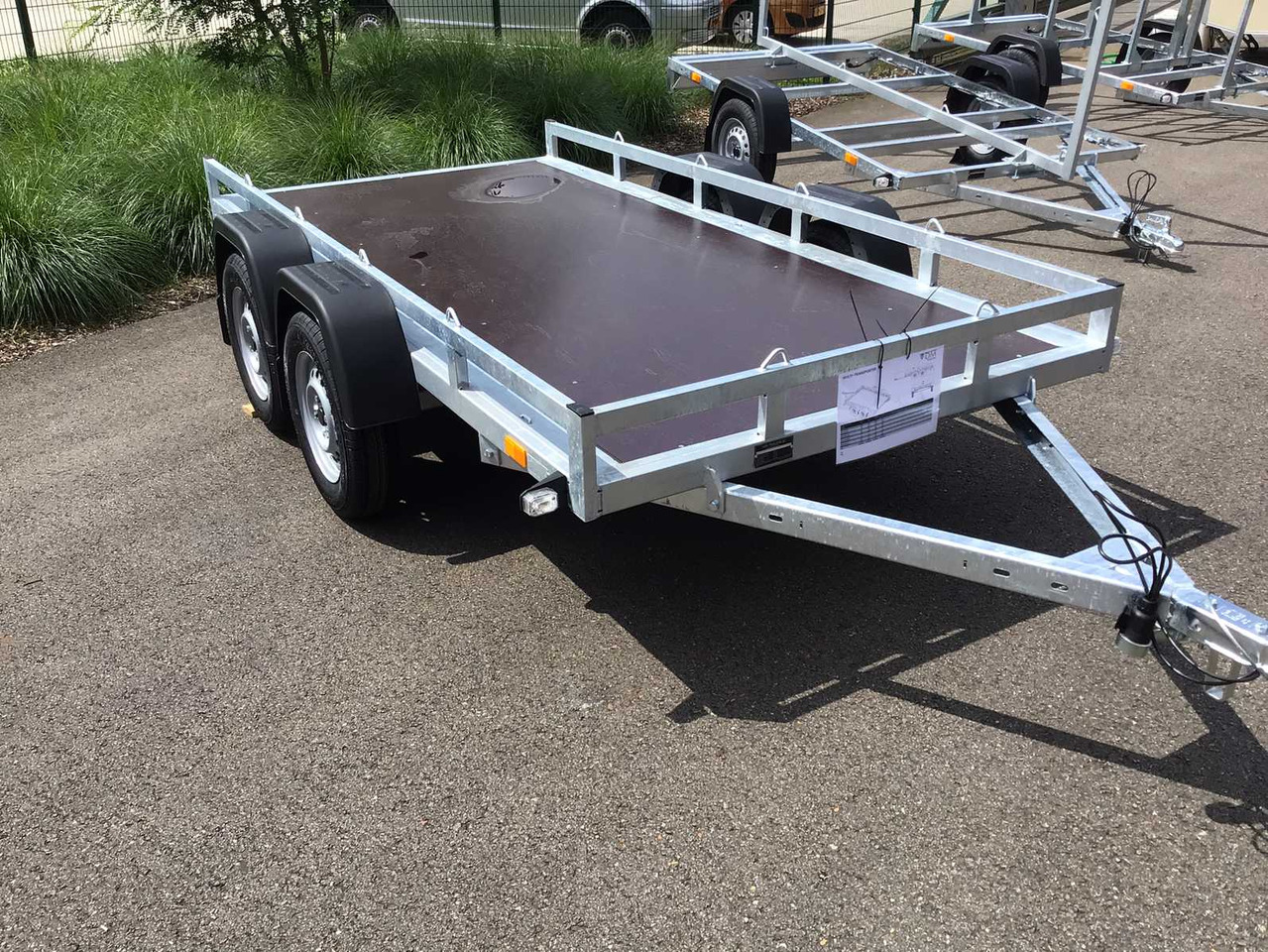 VDM - MULTICARRIER - 2025 - FLATBED - CAR TRAILER - Släp: bild 1 VDM - MULTICARRIER - 2025 - FLATBED - CAR TRAILER - Släp: bild 1