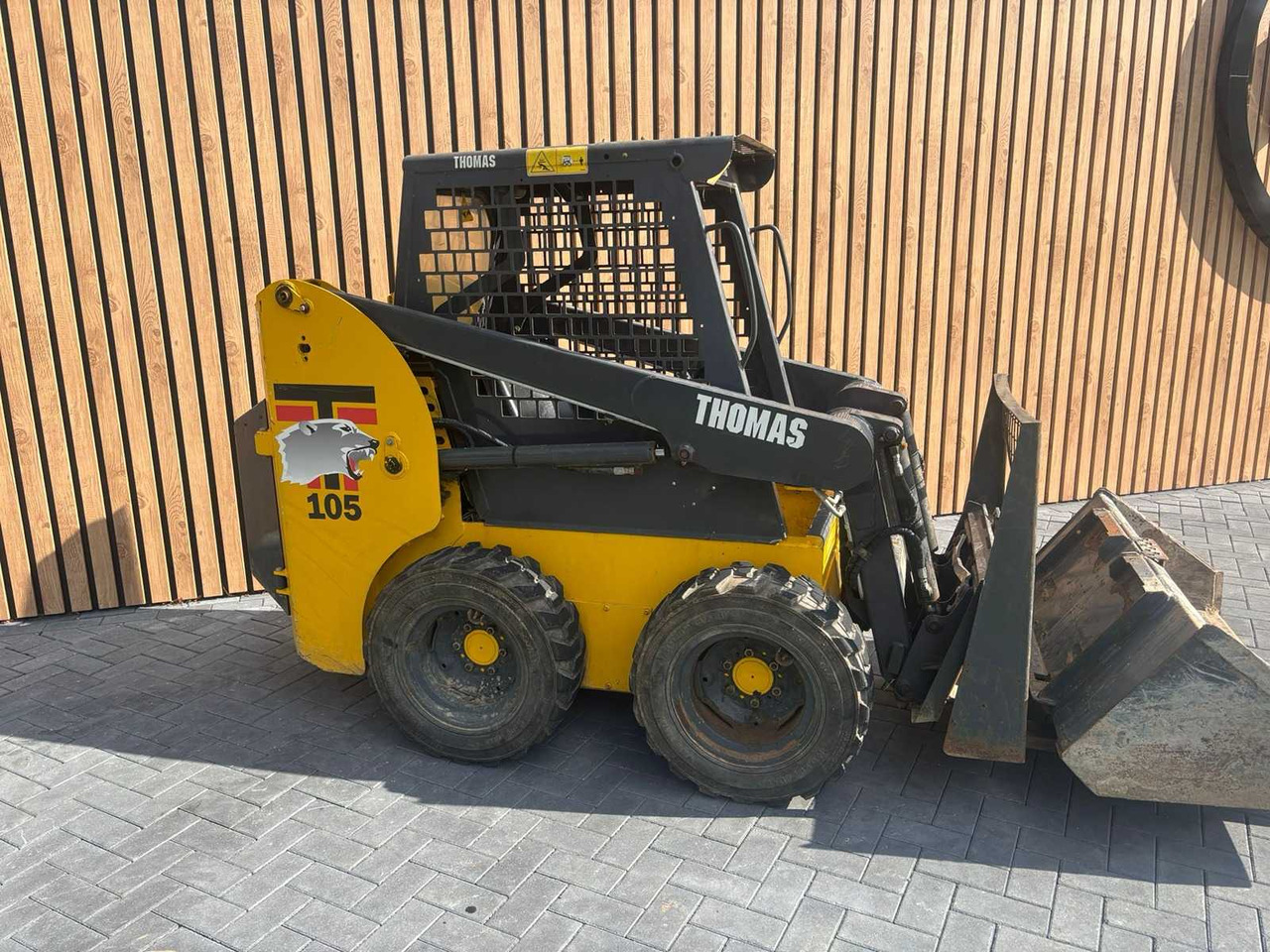 THOMAS - T105 - SKID STEER LOADER - Kompakt bandlastare: bild 5 THOMAS - T105 - SKID STEER LOADER - Kompakt bandlastare: bild 5