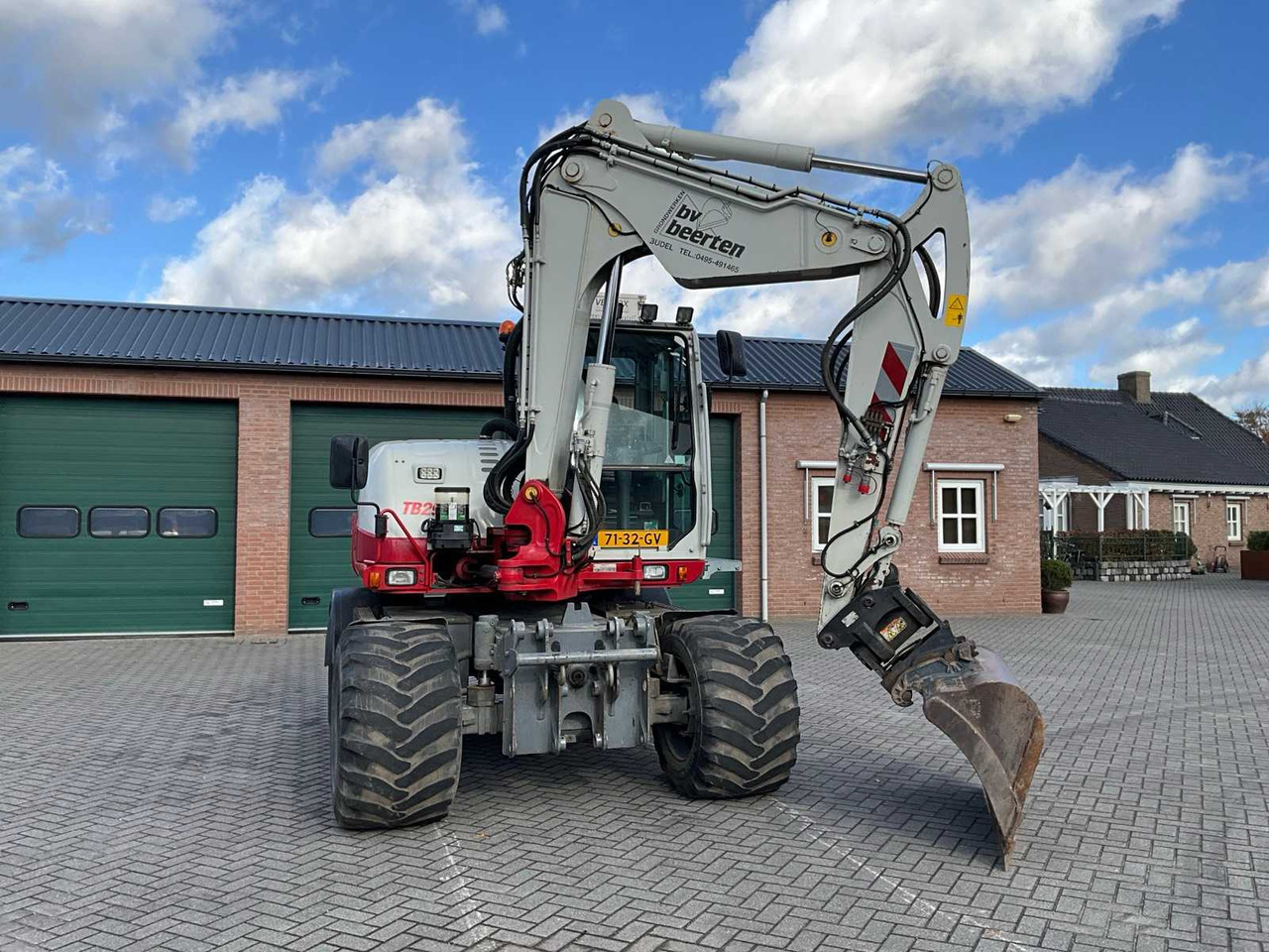 Grävmaskin på däck Takeuchi TB295W: bild 7 Grävmaskin på däck Takeuchi TB295W: bild 7