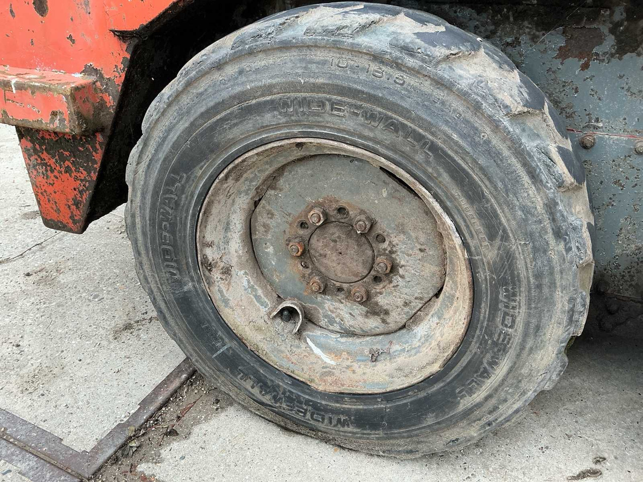 Kompaktlastare/ Slirstyrda lastare Thomas T133: bild 12