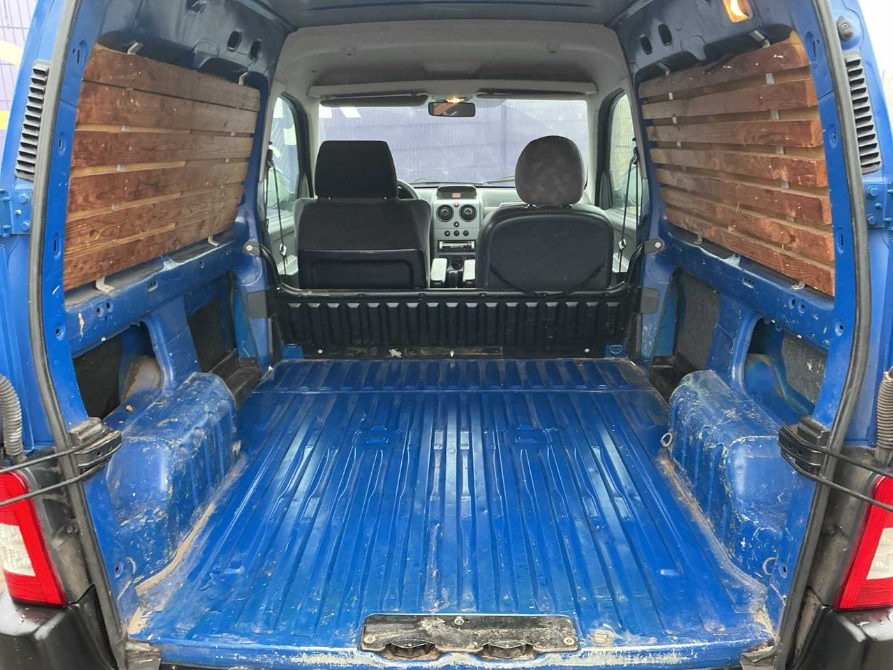 2006 - CITROEN - BERLINGO - 1.6 HDI 600 - COMMERCIAL VEHICLE - Transportbil: bild 5 2006 - CITROEN - BERLINGO - 1.6 HDI 600 - COMMERCIAL VEHICLE - Transportbil: bild 5