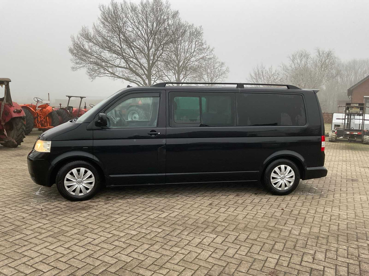 2006 VOLKSWAGEN CARAVELLE 2.5 TDI 340 TREND.DC COMMERCIAL VEHICLE - Transportbil: bild 1 2006 VOLKSWAGEN CARAVELLE 2.5 TDI 340 TREND.DC COMMERCIAL VEHICLE - Transportbil: bild 1
