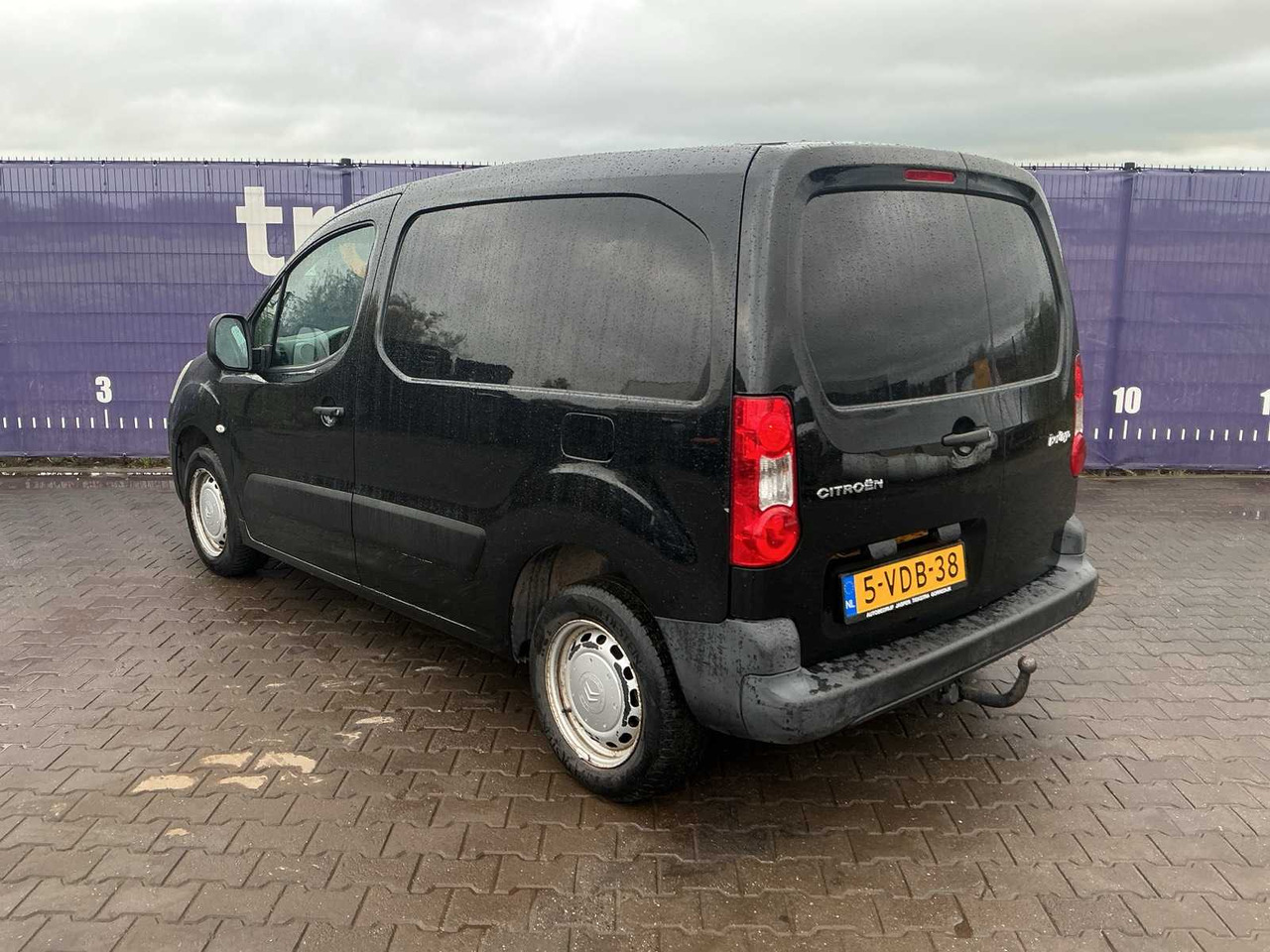 2009 - CITROEN - BERLINGO - 1.6 HDI 500 COMFORT - COMMERCIAL VEHICLE - Transportbil: bild 3 2009 - CITROEN - BERLINGO - 1.6 HDI 500 COMFORT - COMMERCIAL VEHICLE - Transportbil: bild 3