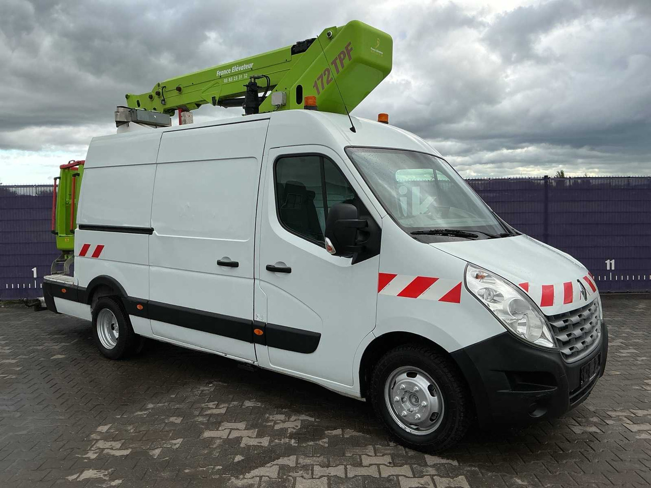 2012 - RENAULT - MASTER - T45 2.3 DCI L3H2 - COMMERCIAL VEHICLE/TRUCK-MOUNTED PLATFORM 17M - Transportbil: bild 2 2012 - RENAULT - MASTER - T45 2.3 DCI L3H2 - COMMERCIAL VEHICLE/TRUCK-MOUNTED PLATFORM 17M - Transportbil: bild 2