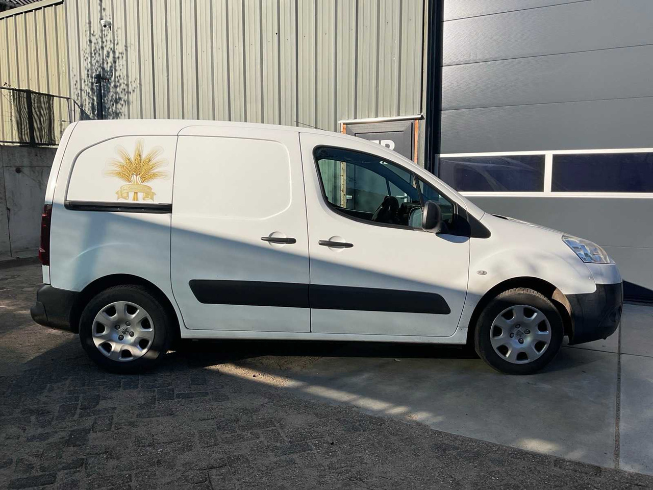 2013 PEUGEOT PARTNER COMMERCIAL VEHICLE (MARGIN) - Transportbil: bild 3 2013 PEUGEOT PARTNER COMMERCIAL VEHICLE (MARGIN) - Transportbil: bild 3