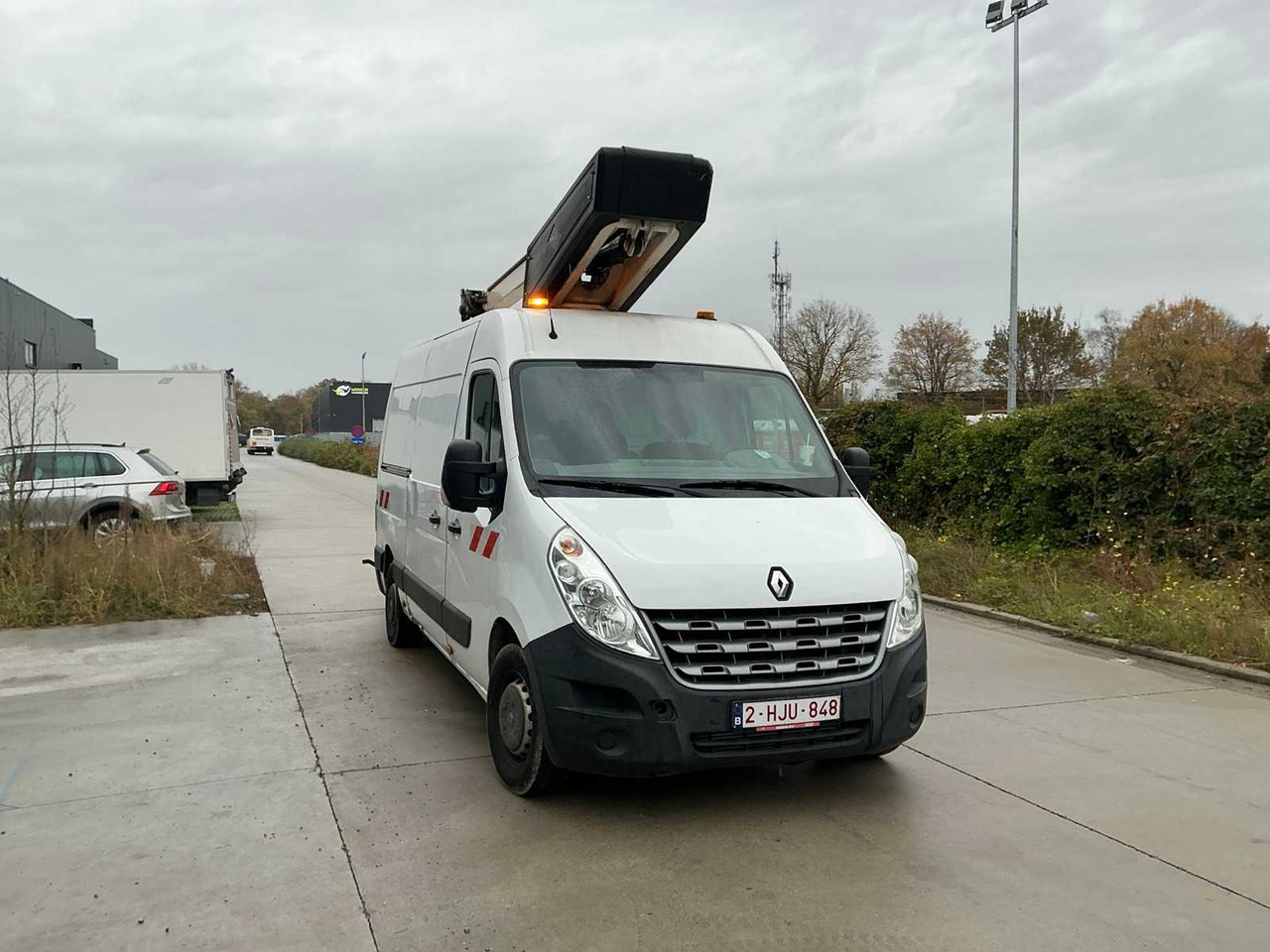 2013 RENAULT MASTER LIGHT TRUCK WITH AERIAL WORK PLATFORM - Transportbil: bild 3 2013 RENAULT MASTER LIGHT TRUCK WITH AERIAL WORK PLATFORM - Transportbil: bild 3