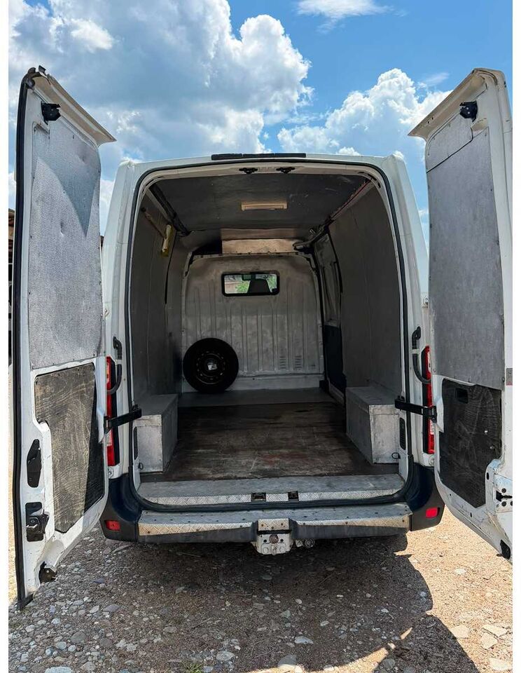 RENAULT - 2.3 DIESEL - MASTER - RENAULT MASTER - 7 SEATS - Transportbil: bild 2 RENAULT - 2.3 DIESEL - MASTER - RENAULT MASTER - 7 SEATS - Transportbil: bild 2