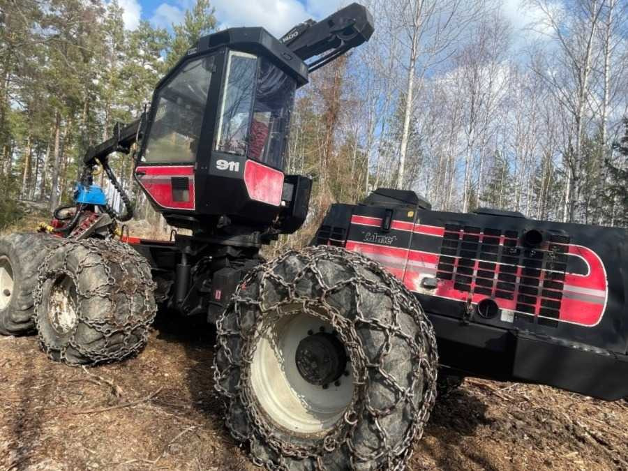 VALMET - 911 - HARVESTER - 1998 - Skördetröska: bild 4 VALMET - 911 - HARVESTER - 1998 - Skördetröska: bild 4