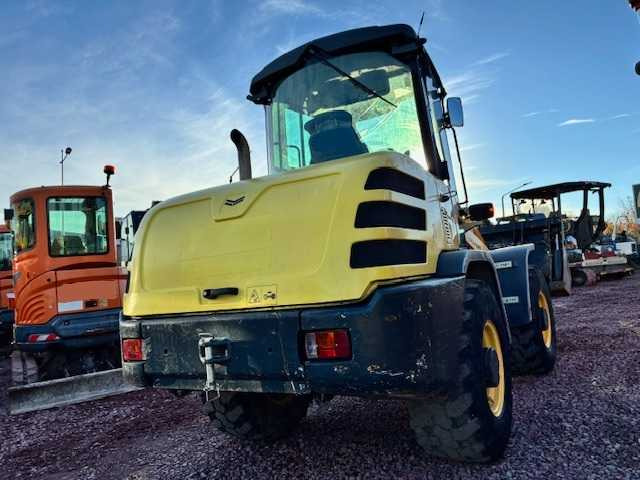 YANMAR V 80 COMPACT WHEEL LOADER 0.8 M³ - Hjullastare: bild 3 YANMAR V 80 COMPACT WHEEL LOADER 0.8 M³ - Hjullastare: bild 3