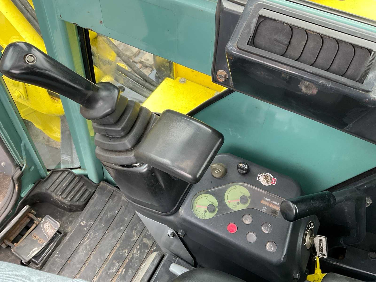 Bandgrävare Yanmar VIO80: bild 28 Bandgrävare Yanmar VIO80: bild 28