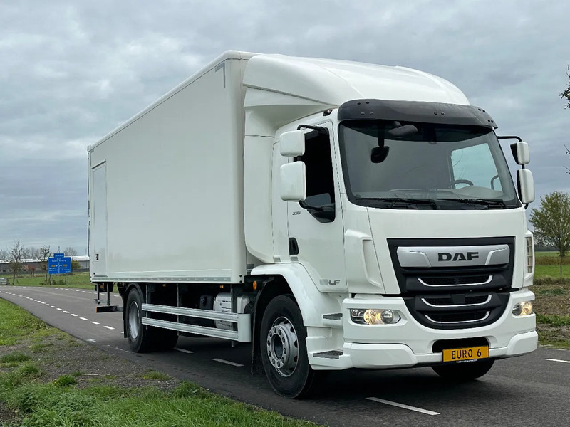 DAF LF 230 LF 230.18 EURO6. 2021.181204km. 720x249x235. 10934kg. - Lastbil med skåp: bild 2 DAF LF 230 LF 230.18 EURO6. 2021.181204km. 720x249x235. 10934kg. - Lastbil med skåp: bild 2